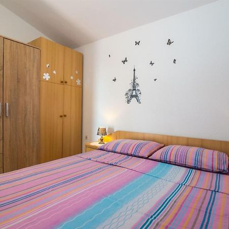 Apartments Tolj Igrane Extérieur photo