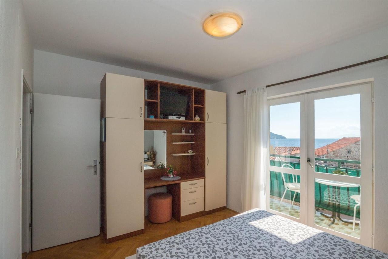 Apartments Tolj Igrane Extérieur photo